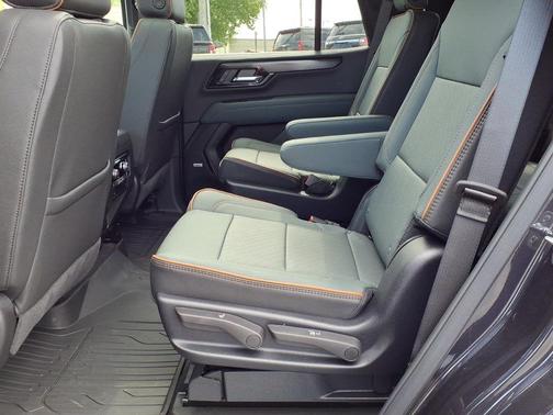 Titanium Rush Metallic 2026 GMC Yukon 4WD AT4