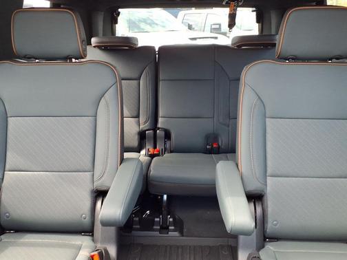 Titanium Rush Metallic 2026 GMC Yukon 4WD AT4