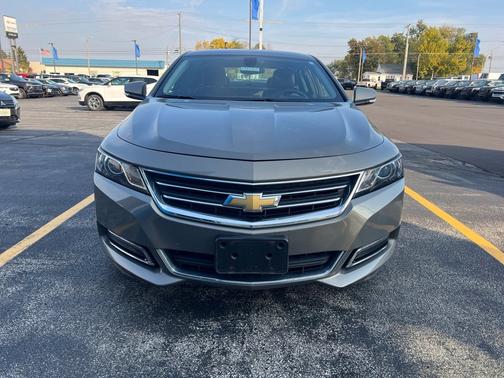 Pepperdust Metallic 2018 Chevrolet Impala 1LT