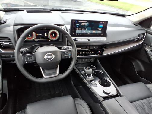 Super Black 2026 Nissan Rogue Platinum