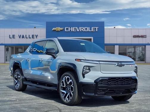 2025 Chevrolet Silverado EV RST