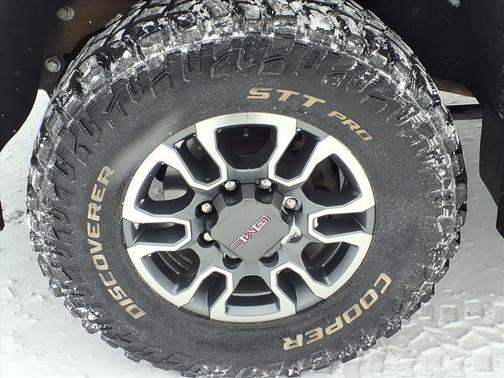 2024 GMC Sierra 2500 SLT