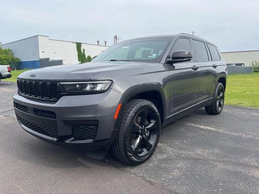 Baltic Gray Metallic Clearcoat 2021 Jeep Grand Cherokee L Altitude
