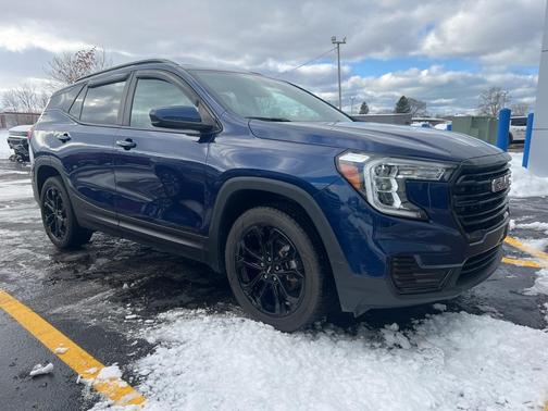 2022 GMC Terrain SLE