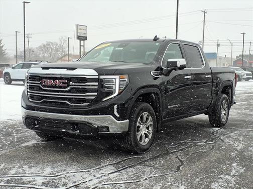 2025 GMC Sierra 1500 SLT