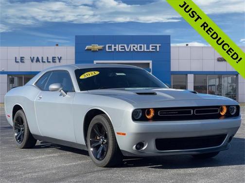 2021 Dodge Challenger SXT