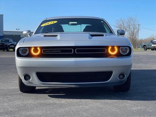 2021 Dodge Challenger SXT