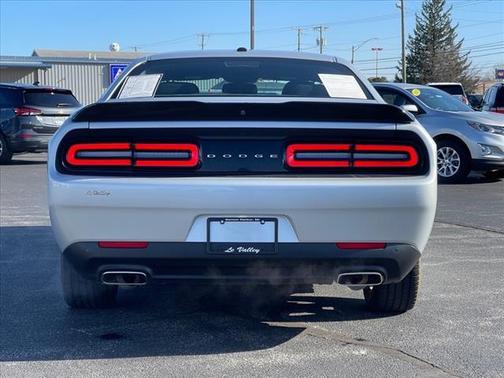 2021 Dodge Challenger SXT