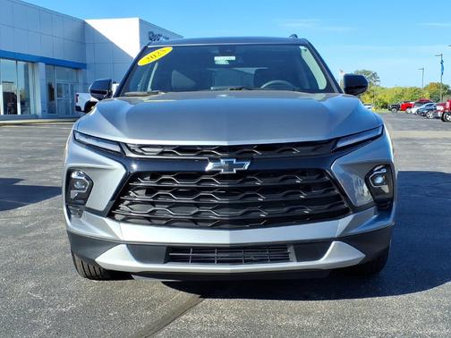 Sterling Gray Metallic 2025 Chevrolet Blazer LT