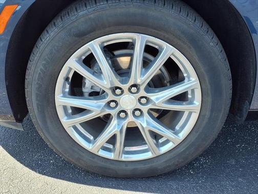 2022 Buick Enclave AWD Essence