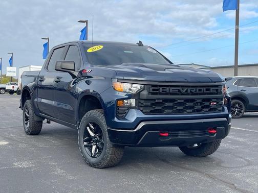 2022 Chevrolet Silverado 1500 Custom Trail Boss