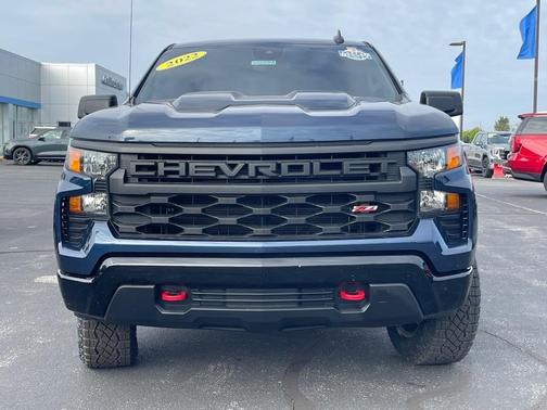 2022 Chevrolet Silverado 1500 Custom Trail Boss