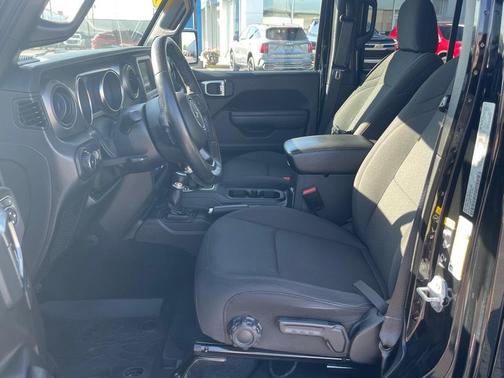 2022 Jeep Wrangler Unlimited Sport