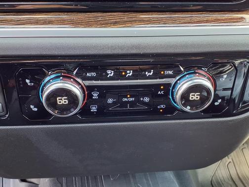 2026 GMC Sierra 2500 SLE