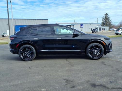 2024 Chevrolet Equinox EV RS