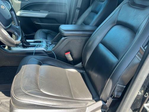 Black 2021 Chevrolet Colorado ZR2