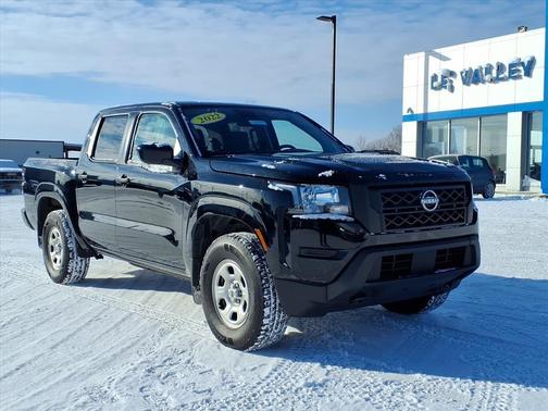 2022 Nissan Frontier S