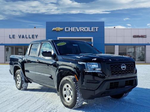 2022 Nissan Frontier S