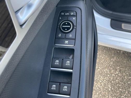 2015 Hyundai Genesis 3.8