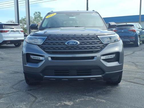 Carbonized Gray Metallic 2022 Ford Explorer XLT