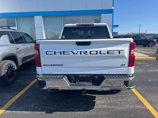 Summit White 2023 Chevrolet Silverado 1500 LT