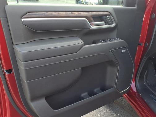 2026 GMC Sierra 2500 SLT