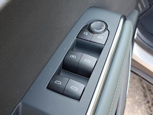 2026 GMC Acadia AT4 AWD