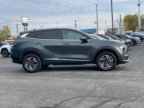 2023 Kia Sportage LX