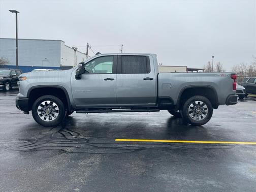 2024 Chevrolet Silverado 2500 Custom