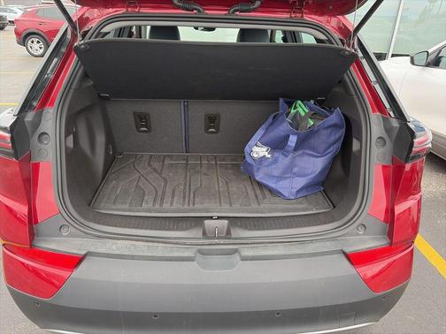 Cherry Red Tintcoat 2022 Chevrolet Bolt EUV FWD Premier