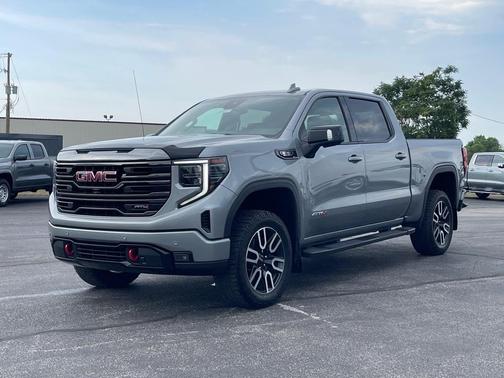 2023 GMC Sierra 1500 AT4
