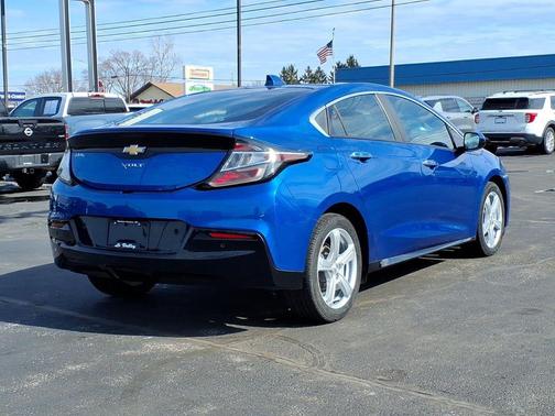 2018 Chevrolet Volt LT