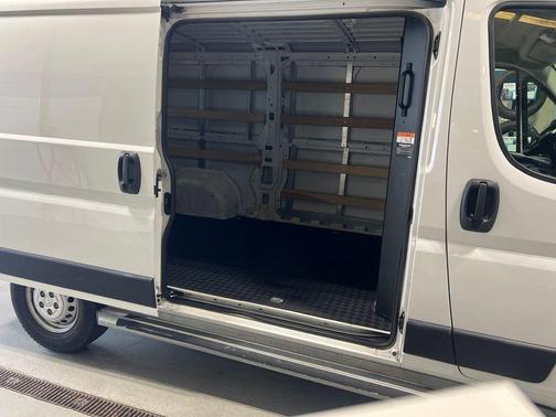 Bright White Clearcoat 2025 RAM ProMaster 2500 Tradesman