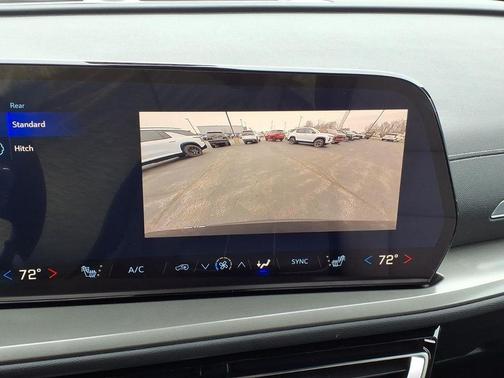 Mosaic Black Metallic 2026 Chevrolet Traverse LT