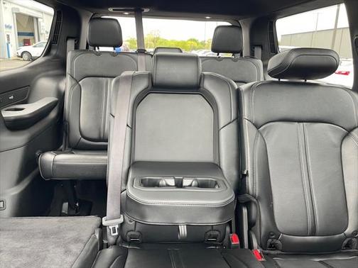 2023 Jeep Wagoneer Series III 4x4