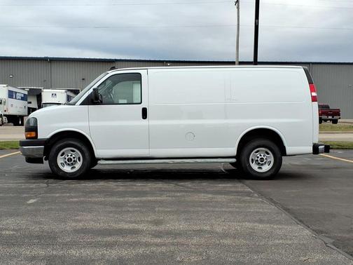 2024 GMC Savana 2500 Work Van