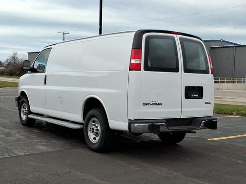 2024 GMC Savana 2500 Work Van