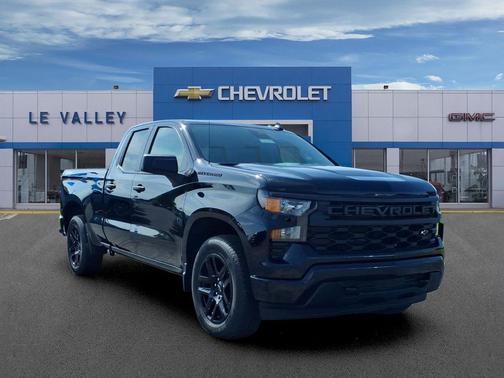 Black 2023 Chevrolet Silverado 1500 Custom