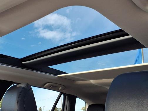 Wind Chill Pearl 2025 Mazda CX-50 2.5 S Premium Plus Package