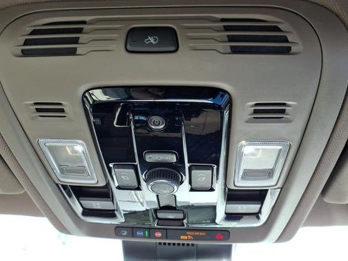 Onyx Black 2026 GMC Yukon Denali