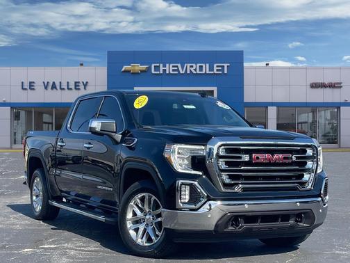 2022 GMC Sierra 1500 SLT