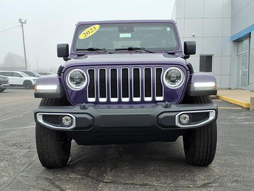 2023 Jeep Wrangler 4-Door Sahara 4x4