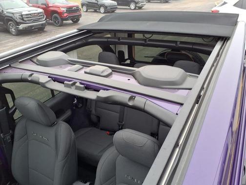 2023 Jeep Wrangler 4-Door Sahara 4x4