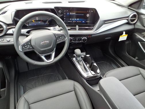 Cacti Green 2026 Chevrolet Trax FWD ACTIV