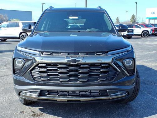 Mosaic Black Metallic 2026 Chevrolet Trailblazer ACTIV