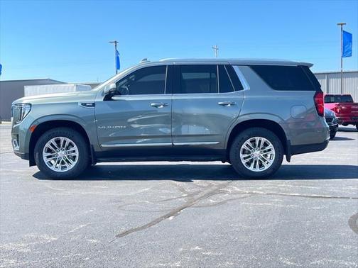 2023 GMC Yukon SLT