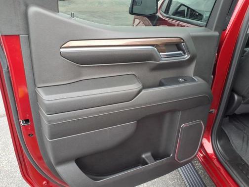 Radiant Red Tintcoat 2024 Chevrolet Silverado 1500 LT
