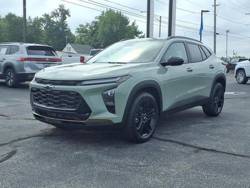 Cacti Green 2026 Chevrolet Trax FWD ACTIV