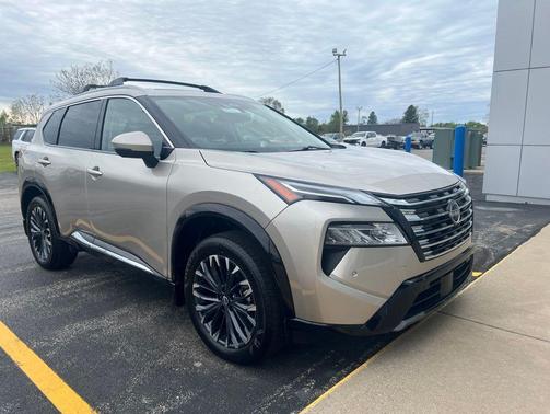 Champagne Silver Metallic 2026 Nissan Rogue Platinum