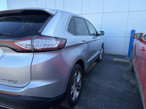 Ingot Silver 2018 Ford Edge Titanium